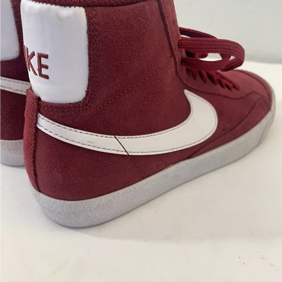 Nike Blazer Mid '77 Suede (GS) Big Kids' Shoes Team Red-White size 5y DC8248-600 - Picture 3 of 7